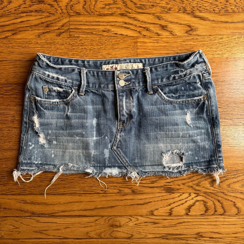 Vintage y2k vintage hollister denim low rise mini skirt